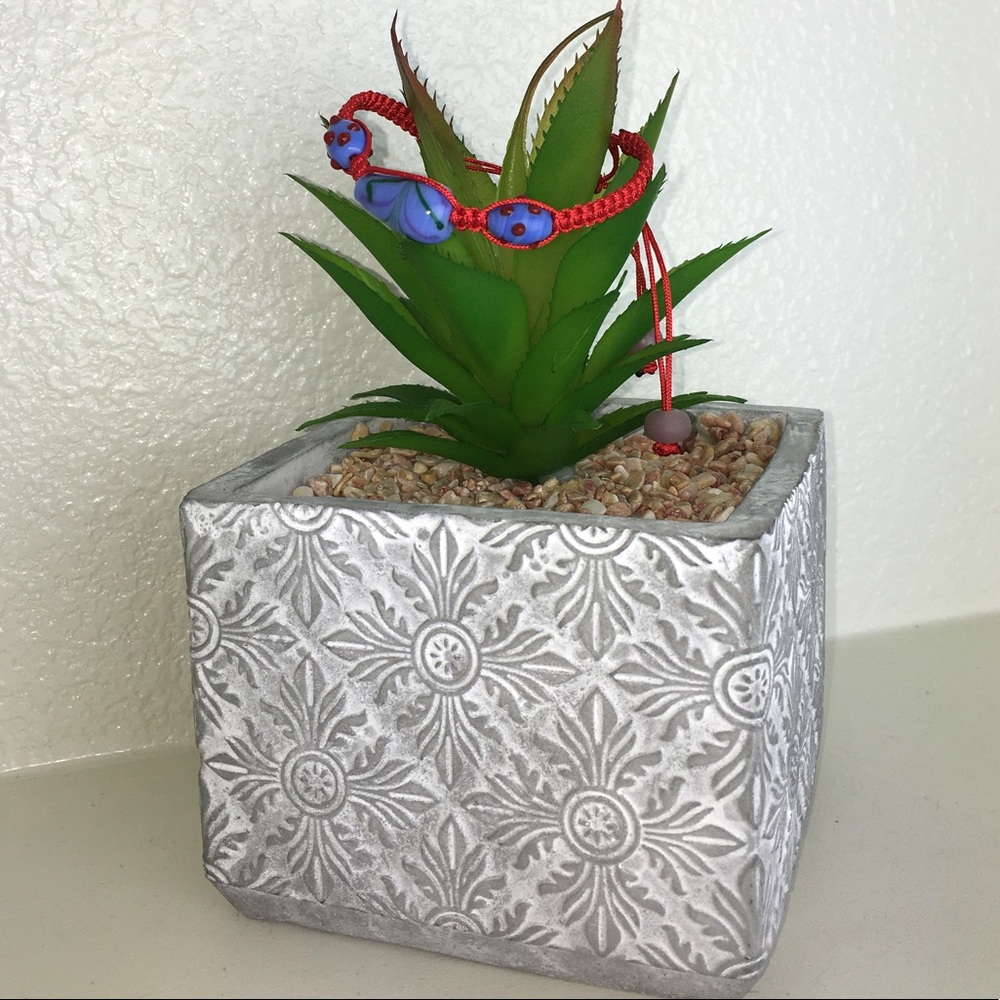 Handmade Chinese Knotting Bracelet W/ Glass Beads